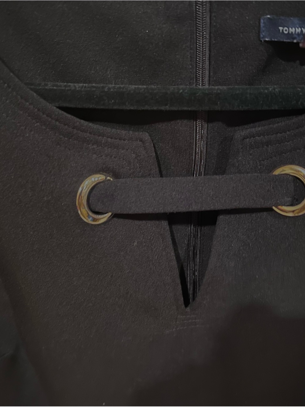 Tommy Hilfiger Black Short-Sleeve Shift Dress with Metal Ring Detail - Picture 2 of 3